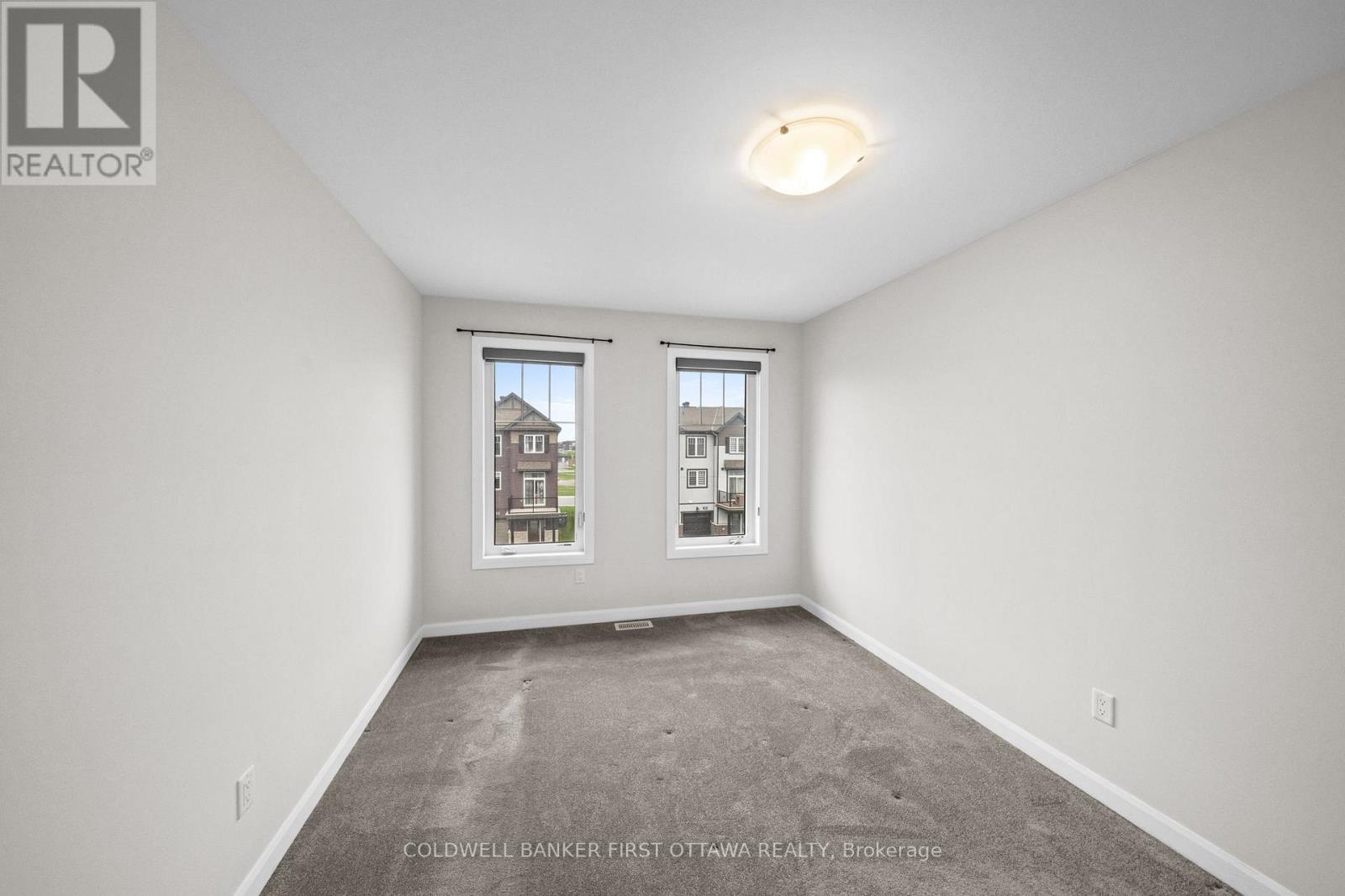 511 Clemency Crescent, Ottawa, ON - Indoor Photo Showing Other Room