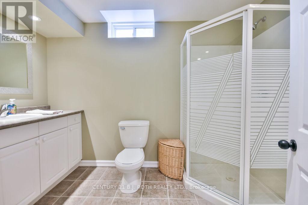 1970 Webster Boulevard, Innisfil, ON - Indoor Photo Showing Bathroom