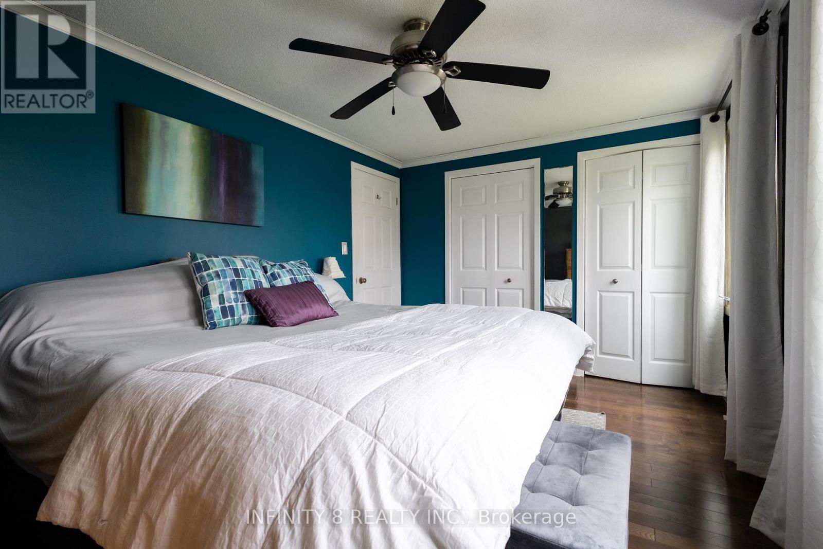 Primary Bedroom with Double Closets - 38 Crescentwood Drive, St. Catharines (Lakeport), ON - Indoor Photo Showing Bedroom