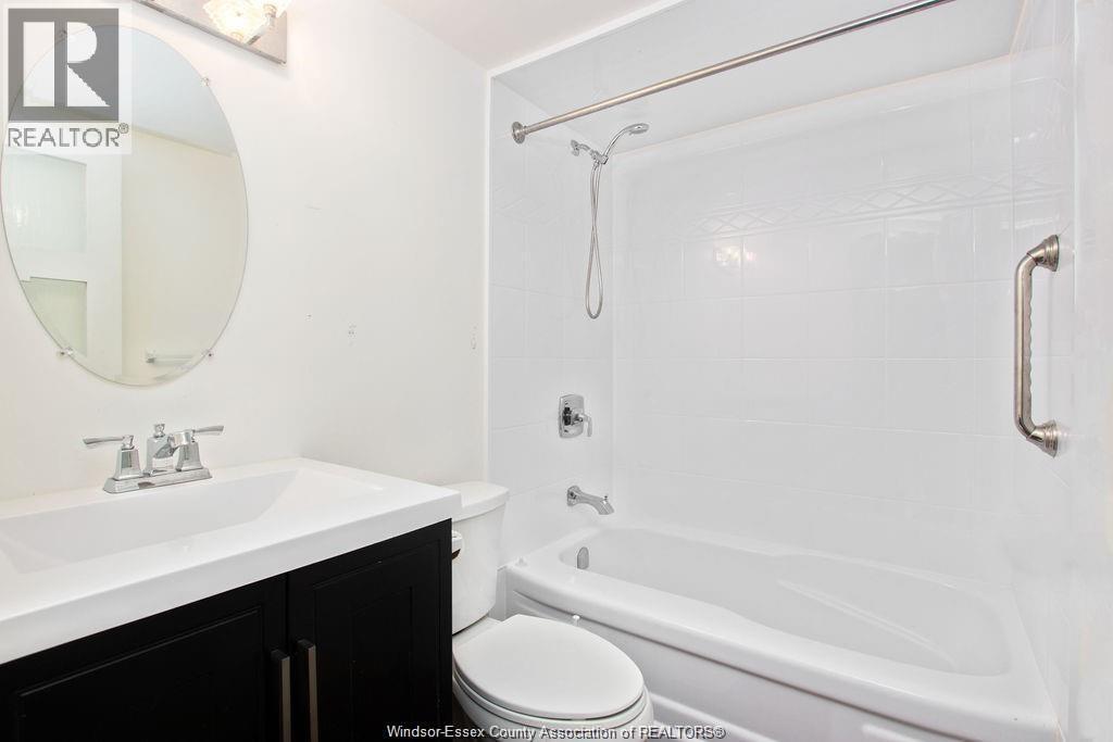 6227 Thornberry Unit# 258, Windsor, ON - Indoor Photo Showing Bathroom
