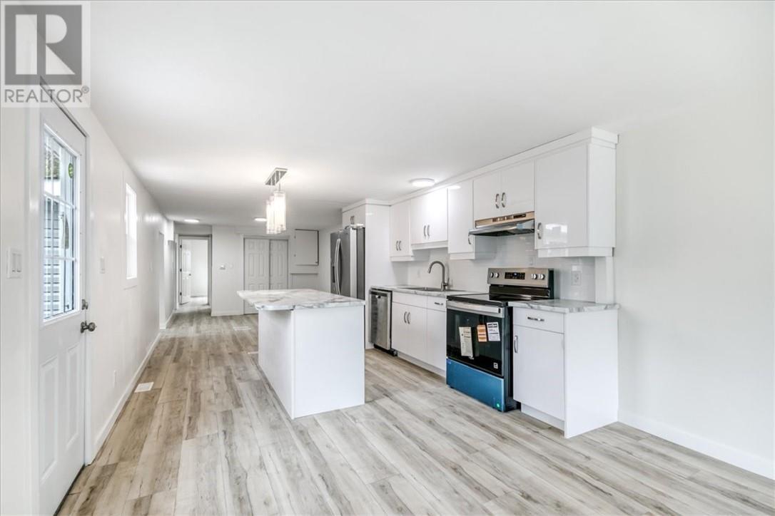 7121 Highway 17 Unit# 30, Whitefish, ON