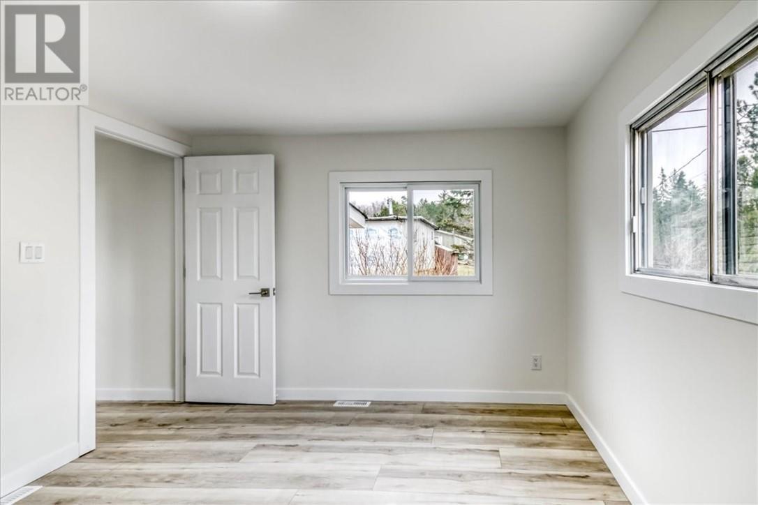 7121 Highway 17 Unit# 30, Whitefish, ON