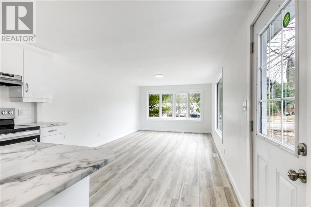 7121 Highway 17 Unit# 30, Whitefish, ON