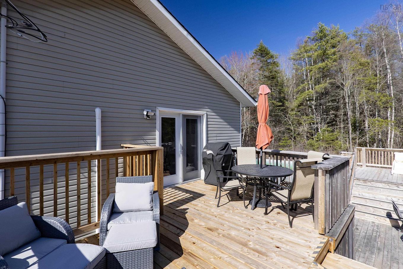 18372 Highway 2, Fenwick, NS