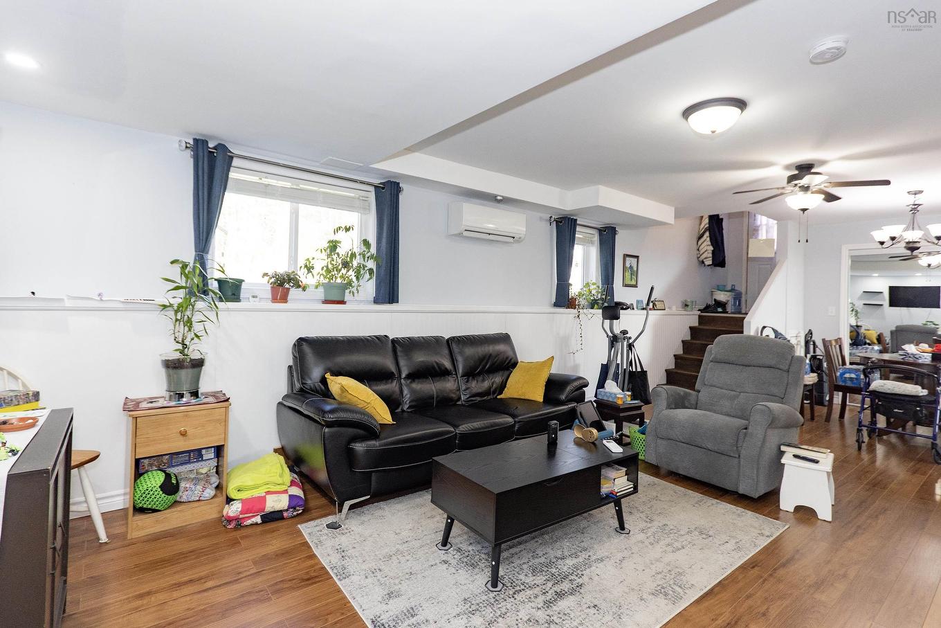 18372 Highway 2, Fenwick, NS