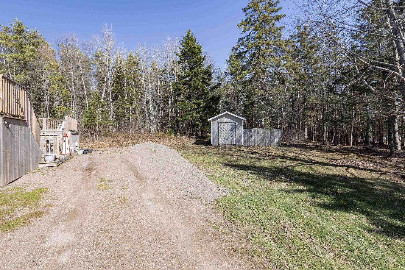 18372 Highway 2, Fenwick, NS