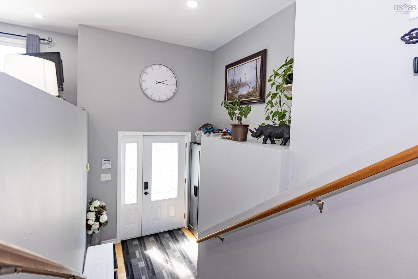 18372 Highway 2, Fenwick, NS