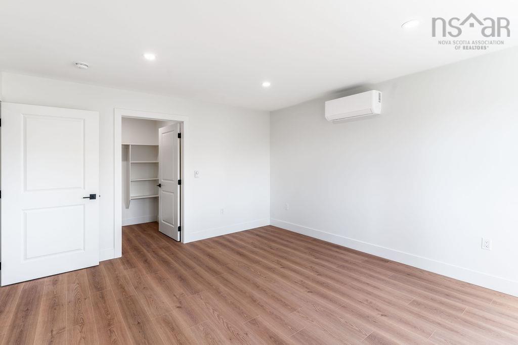 37 Periwinkle Drive, Enfield, NS - Indoor Photo Showing Other Room