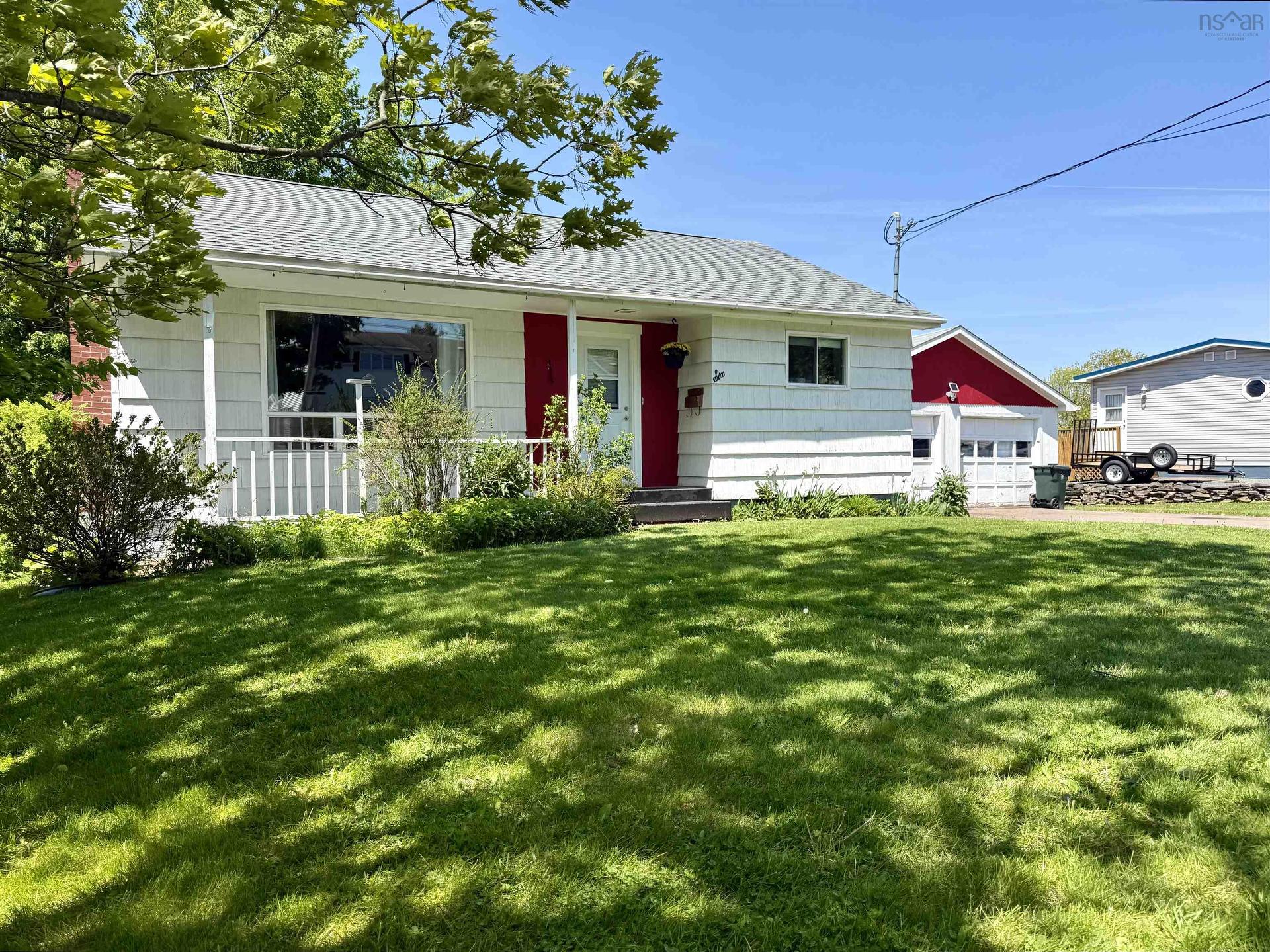 6 Durley Street, Amherst, NS