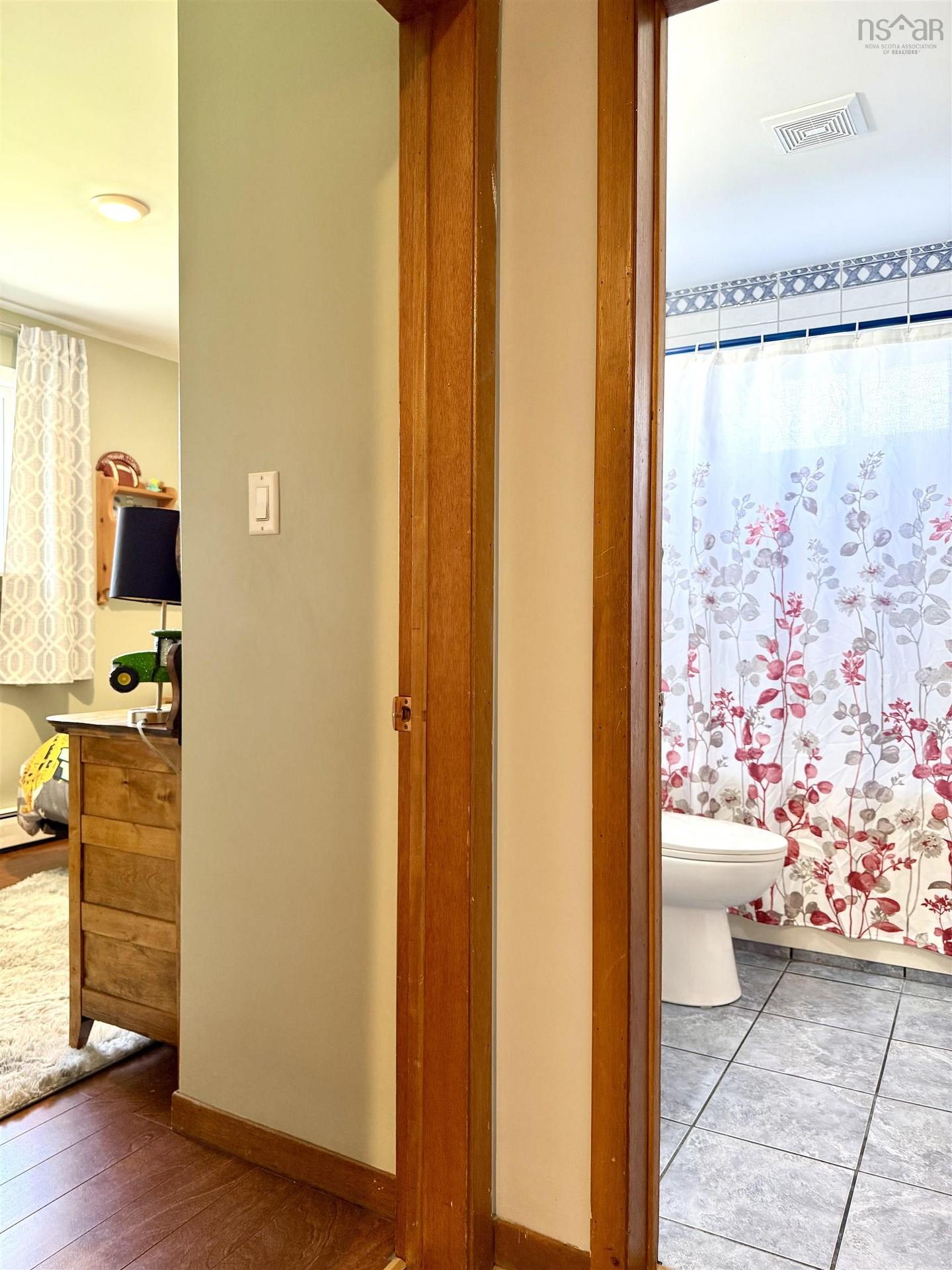 6 Durley Street, Amherst, NS