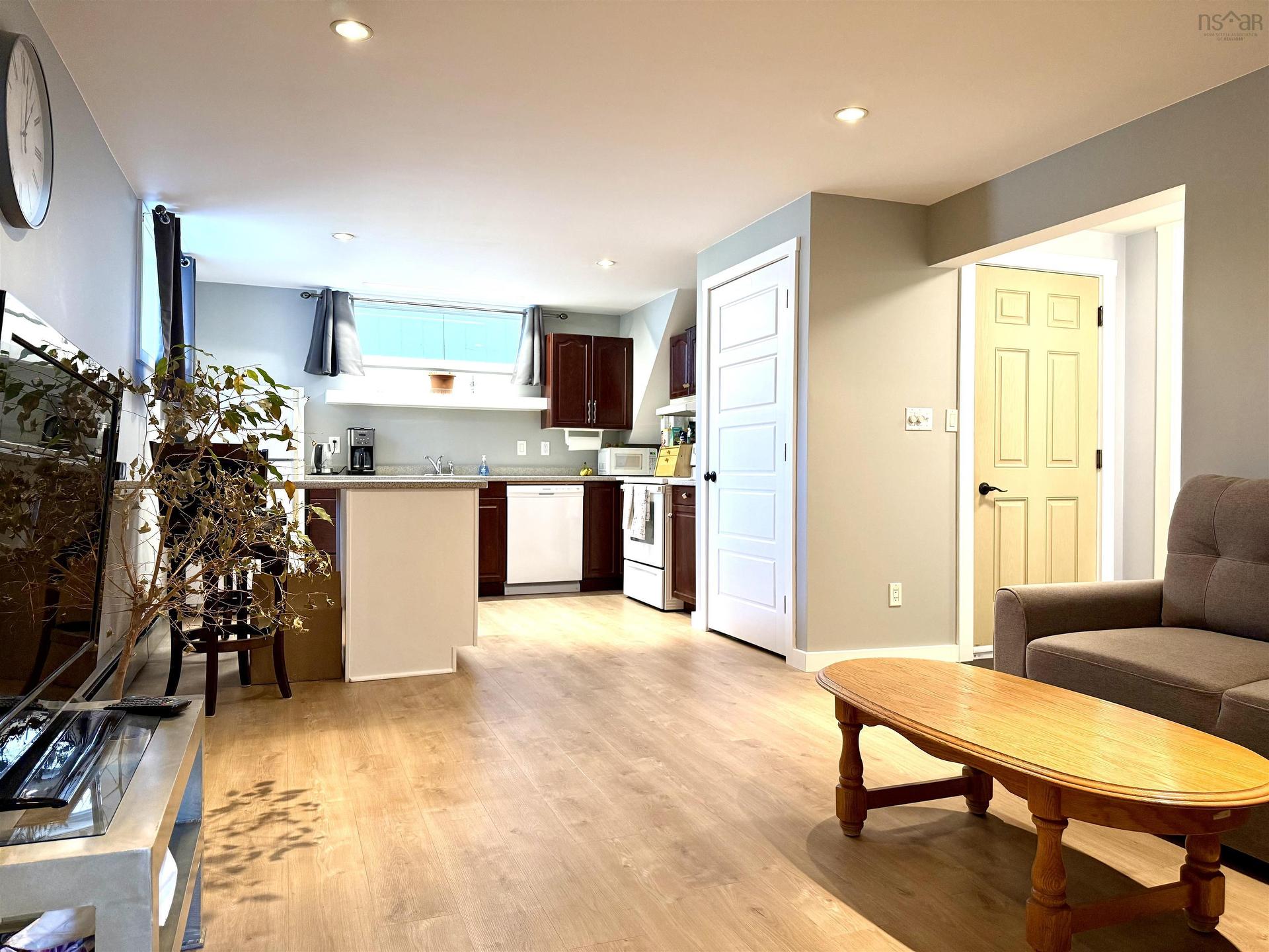 6 Durley Street, Amherst, NS