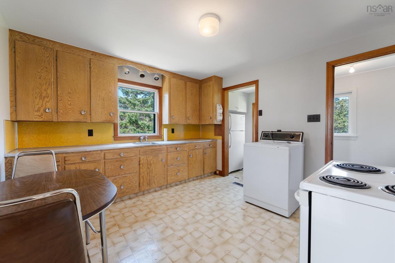 6000 Highway 1, Mavillette, NS