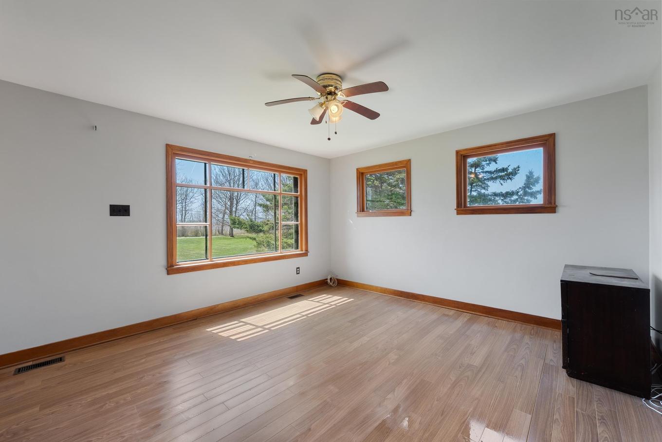 6000 Highway 1, Mavillette, NS