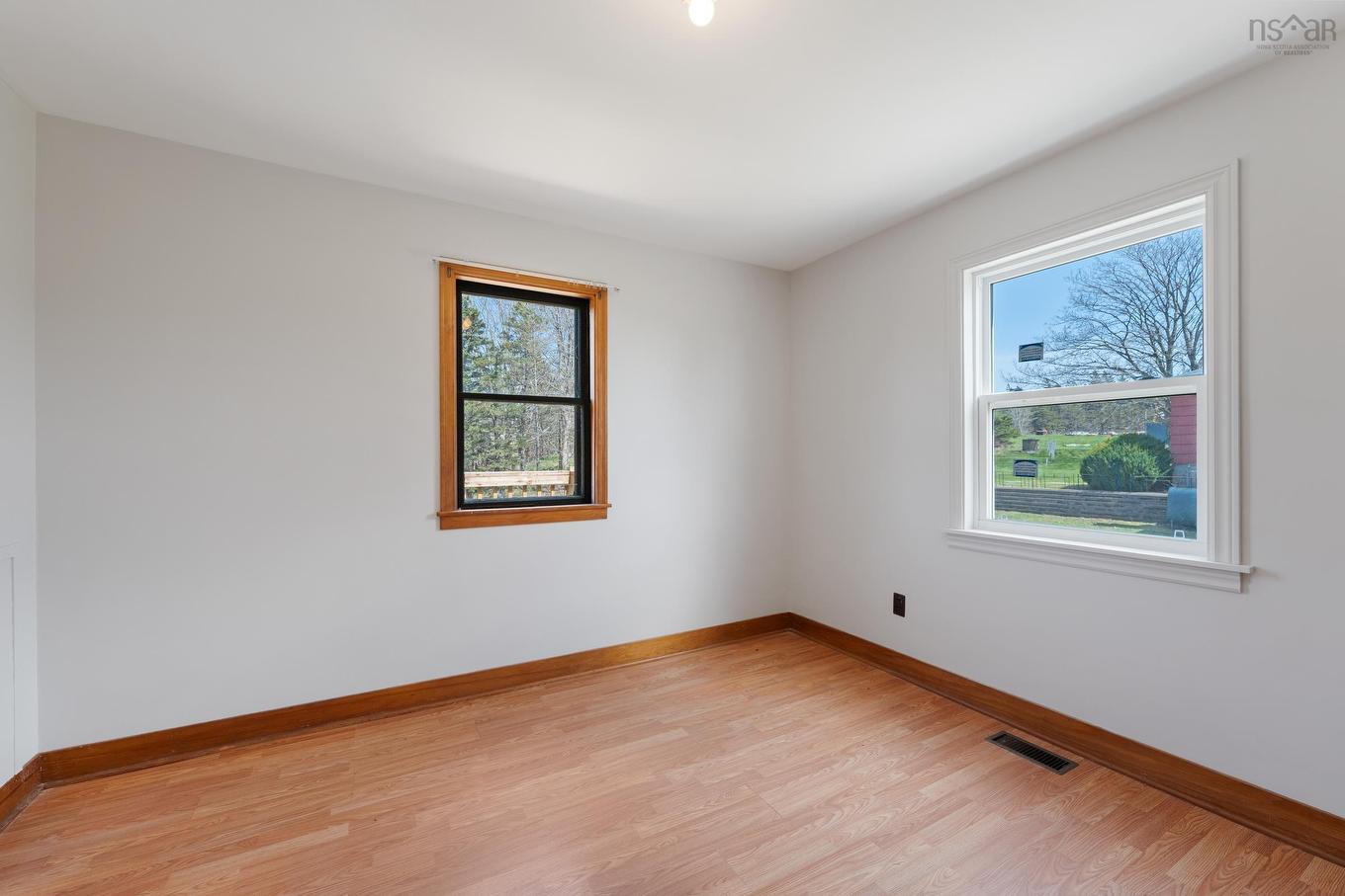 6000 Highway 1, Mavillette, NS
