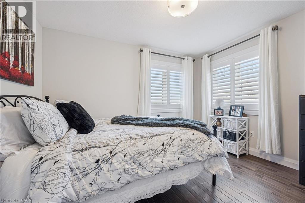 254 Gosling Gardens Unit# 20, Guelph, ON - Indoor Photo Showing Bedroom