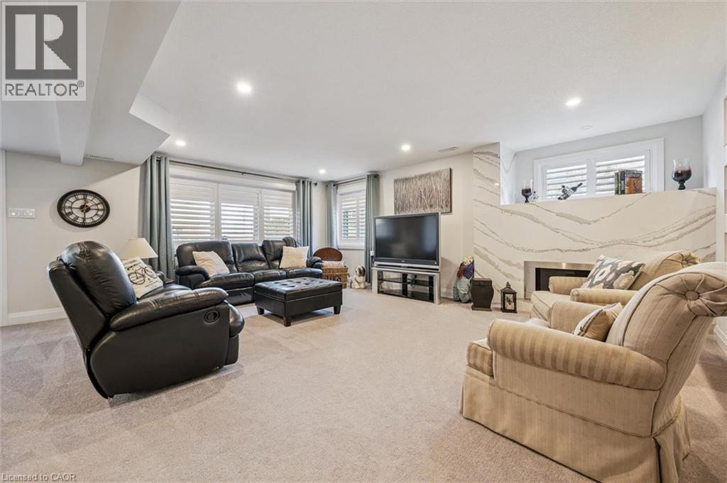 254 Gosling Gardens Unit# 20, Guelph, ON - Indoor Photo Showing Other Room
