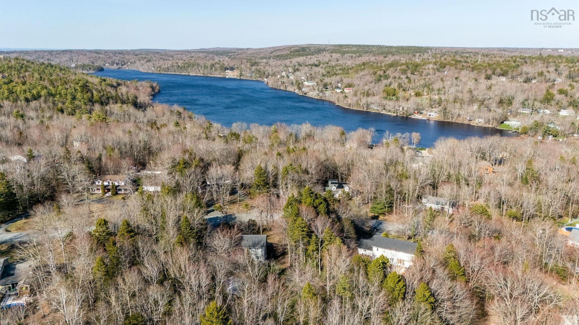 14 Sandstone Avenue, Fall River, NS