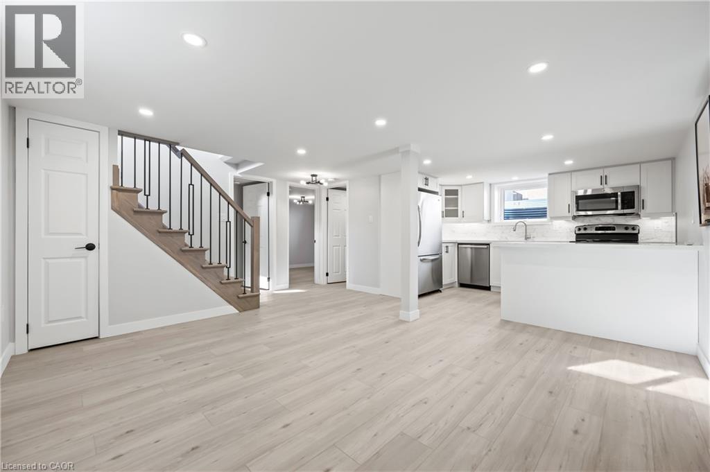 1180 Union Street, Kitchener, ON - Indoor Photo Showing Other Room