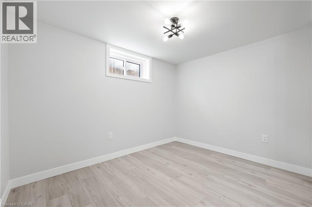 1180 Union Street, Kitchener, ON - Indoor Photo Showing Other Room
