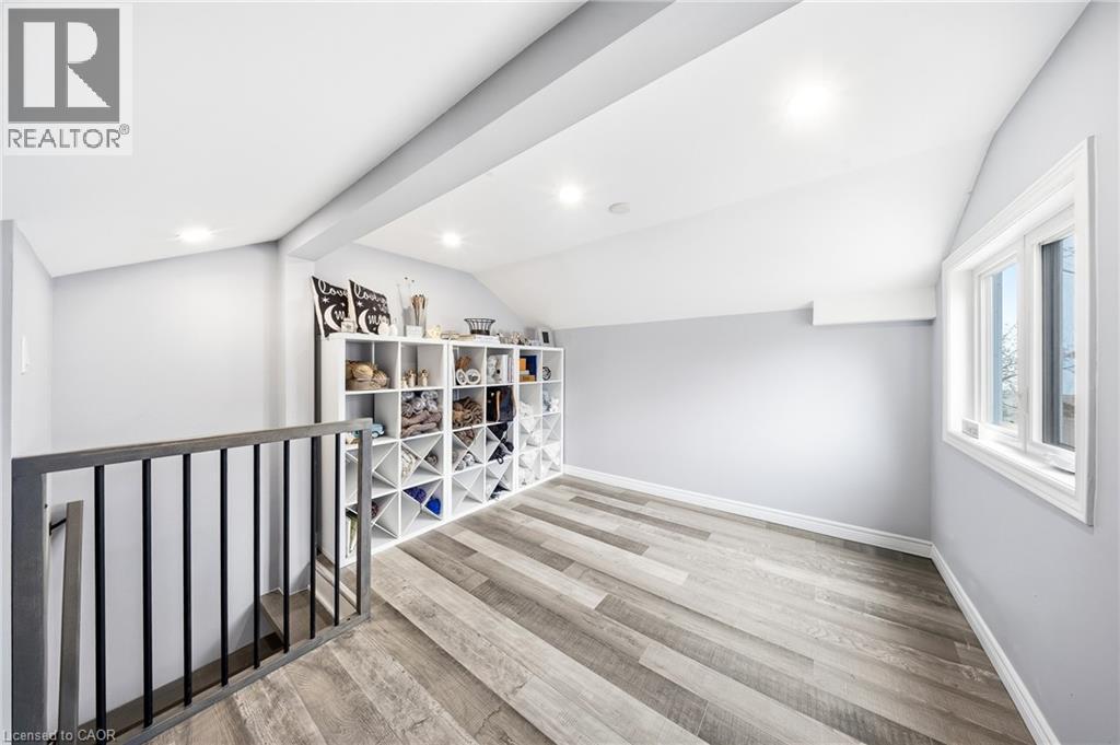 464 West Edith Cavell Boulevard, Port Stanley, ON - Indoor Photo Showing Other Room