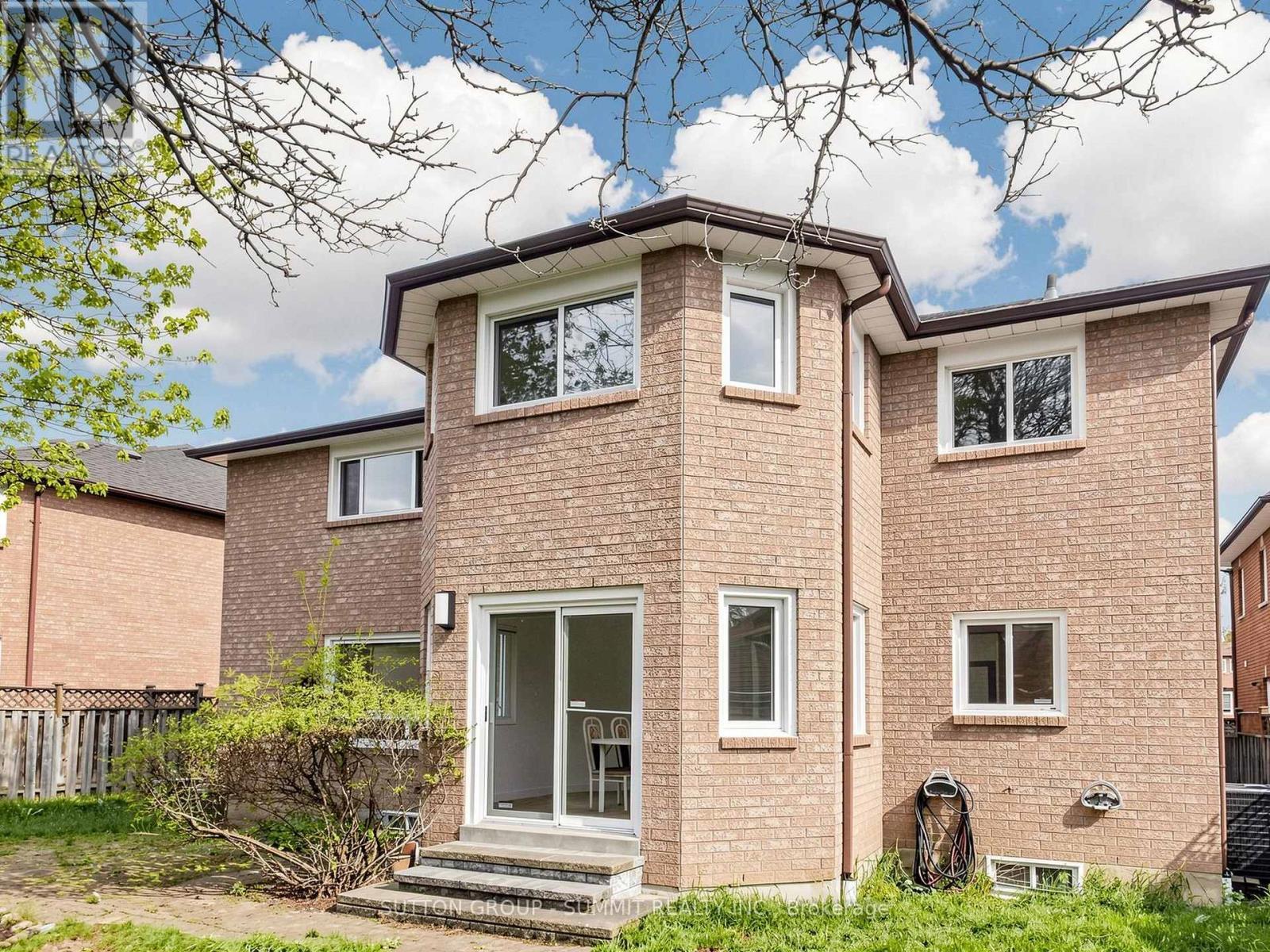 1763 Willow Way, Mississauga, ON - Outdoor With Exterior