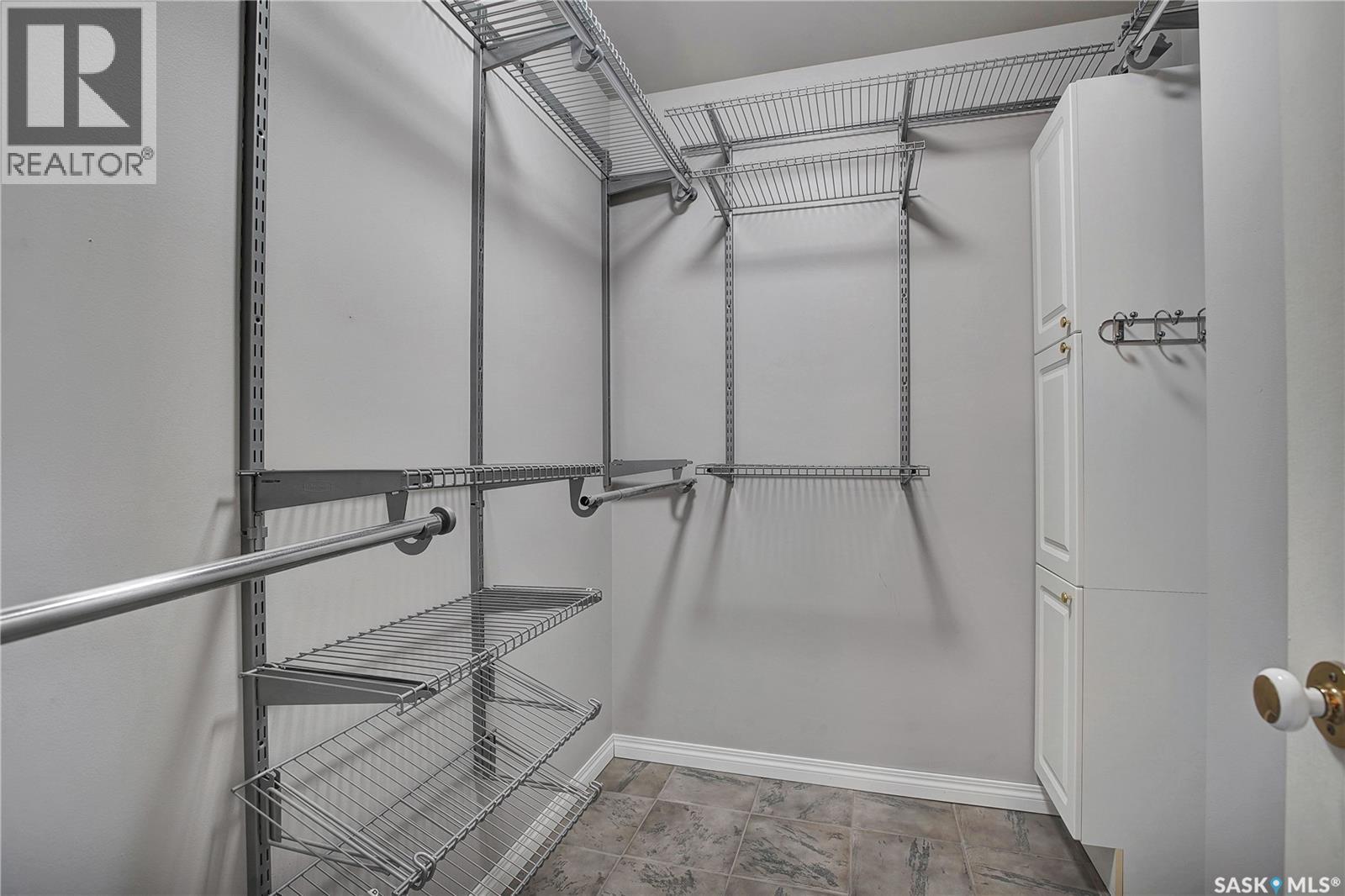 114 Woods Court, Saskatoon, SK - Indoor With Storage