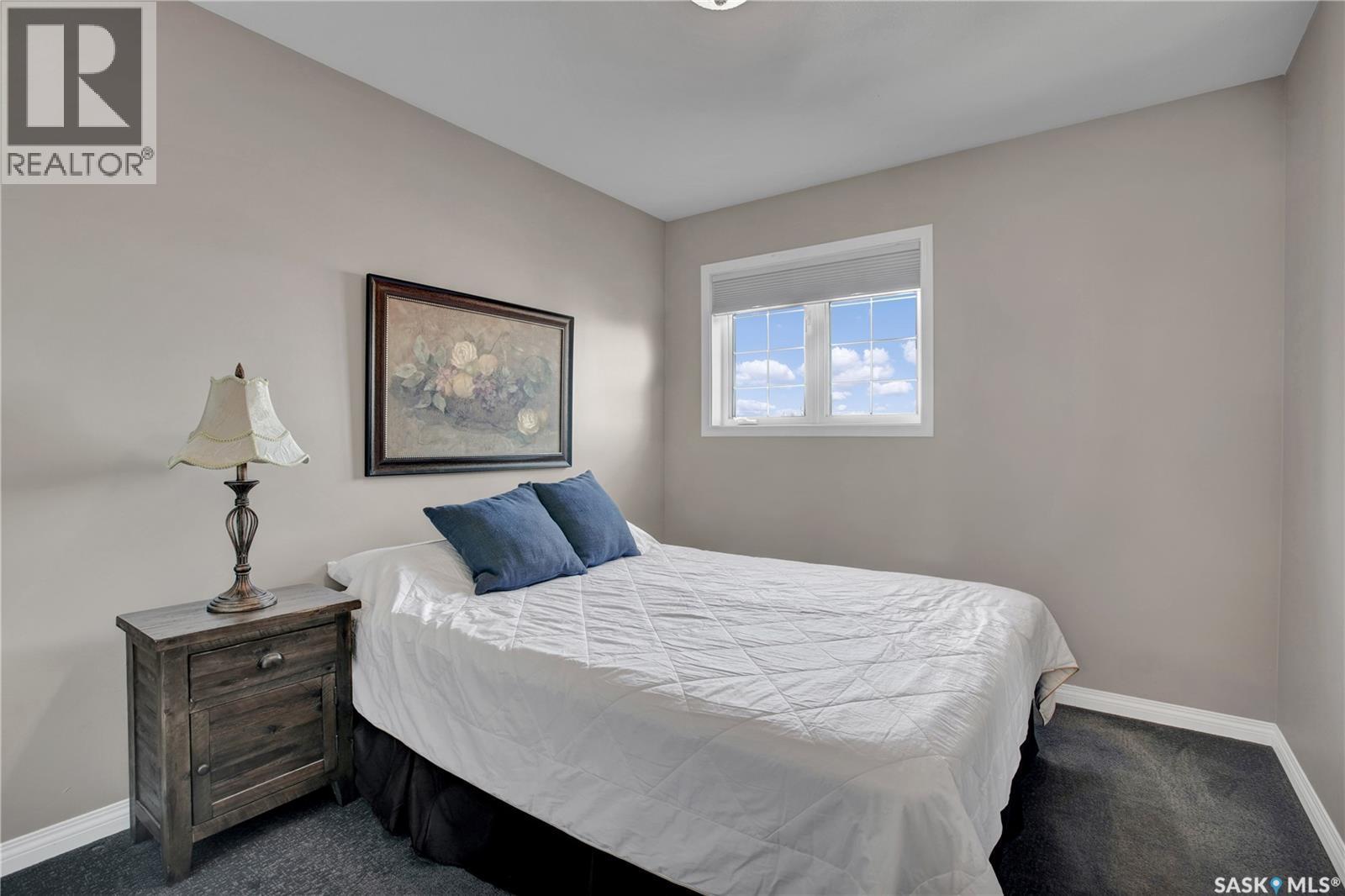 114 Woods Court, Saskatoon, SK - Indoor Photo Showing Bedroom