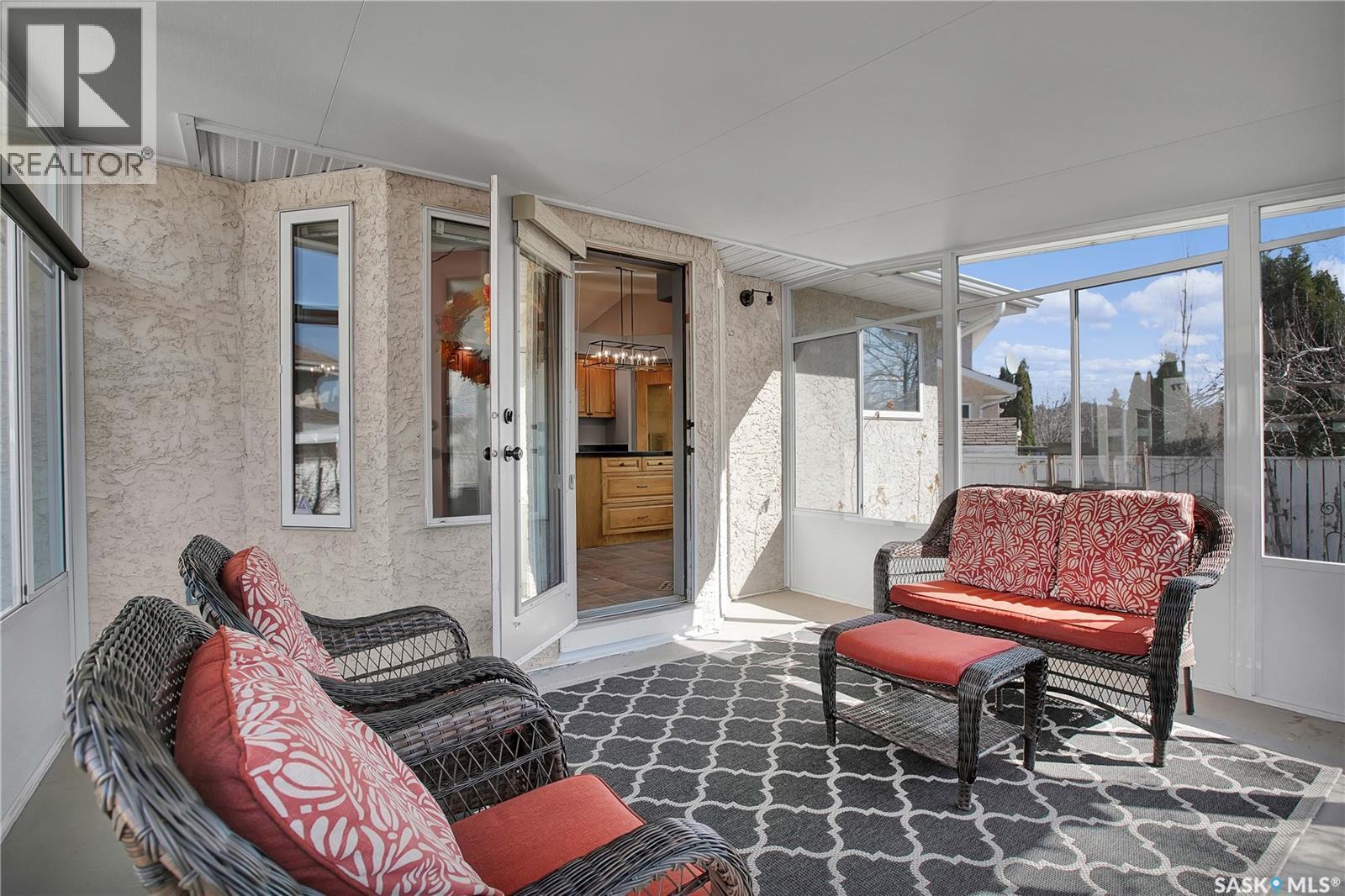 114 Woods Court, Saskatoon, SK - Outdoor