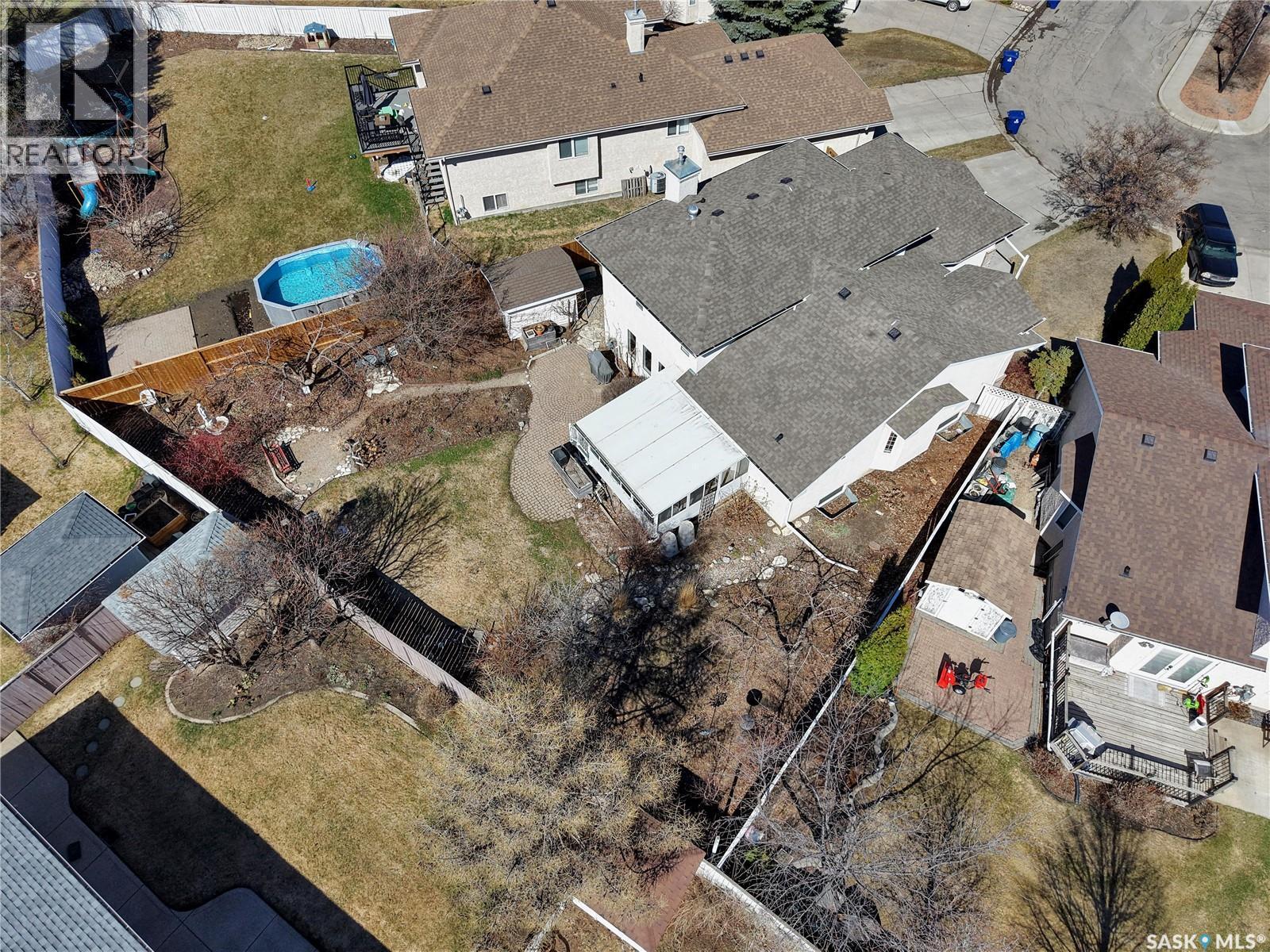 114 Woods Court, Saskatoon, SK - Outdoor