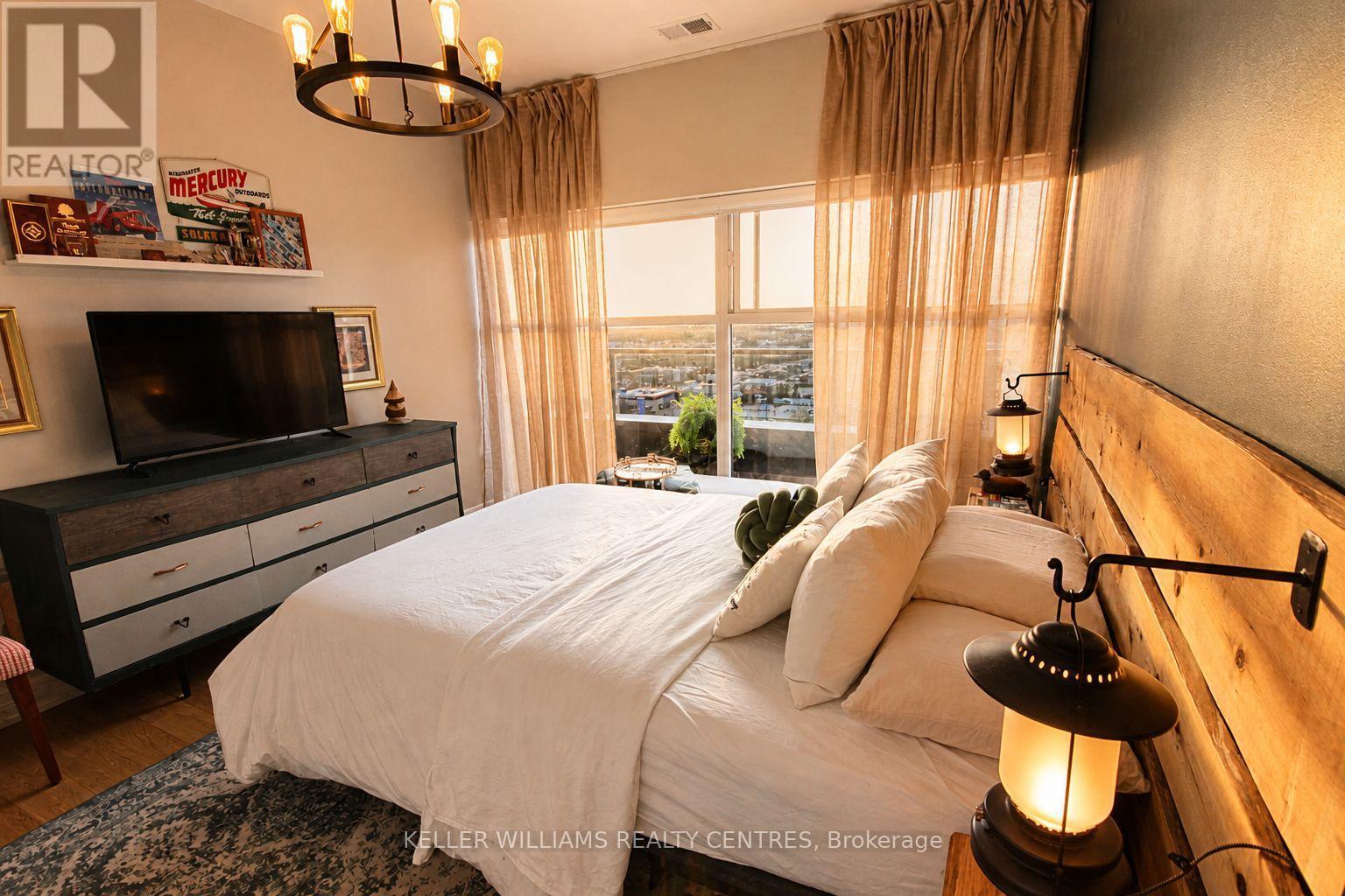 Sweet Dreams - 1107 - 1880 Gordon Street, Guelph, ON - Indoor Photo Showing Bedroom