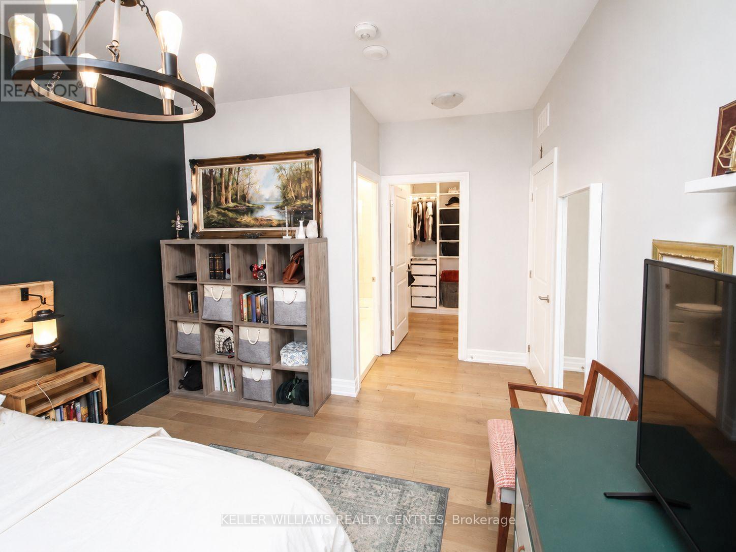 Generous size - plenty of storage - 1107 - 1880 Gordon Street, Guelph, ON - Indoor Photo Showing Bedroom