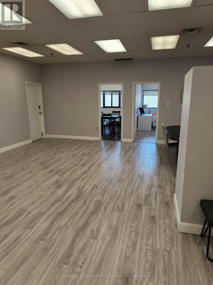 2A - 12 Upjohn Road, Toronto, ON