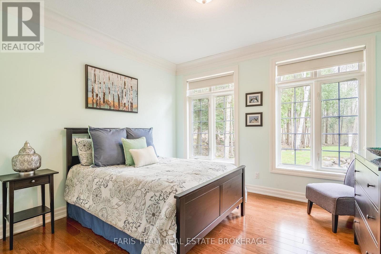 20 Mourning Dove Trail, Tiny, ON - Indoor Photo Showing Bedroom
