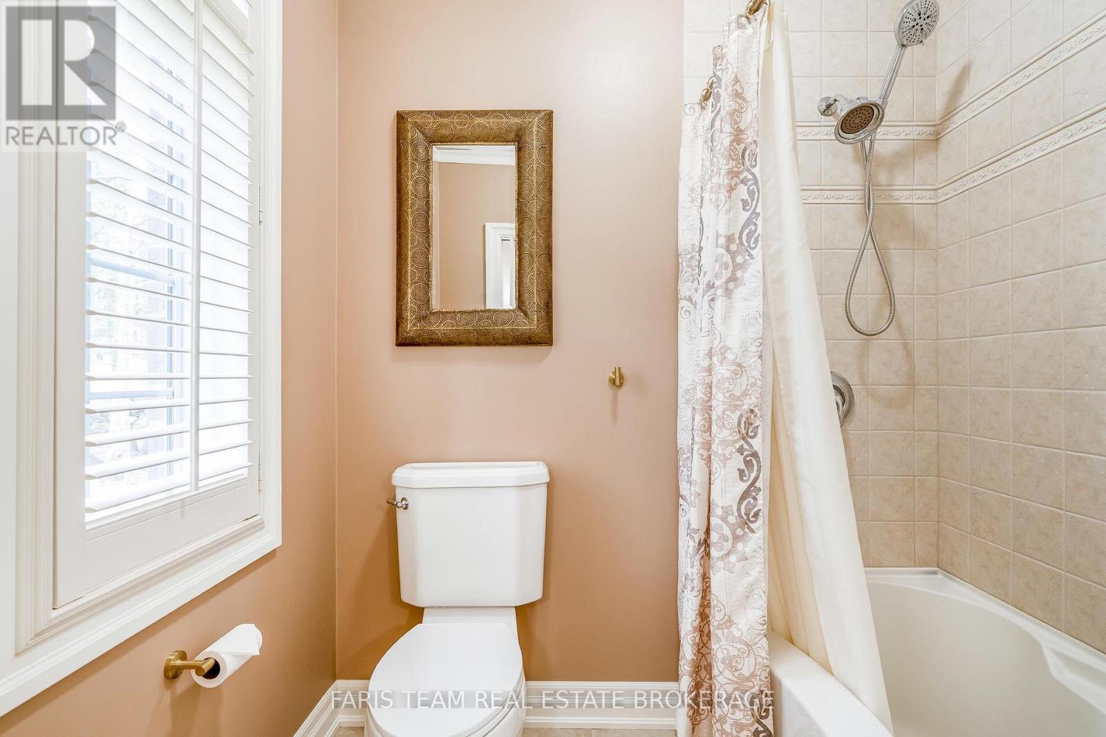 20 Mourning Dove Trail, Tiny, ON - Indoor Photo Showing Bathroom