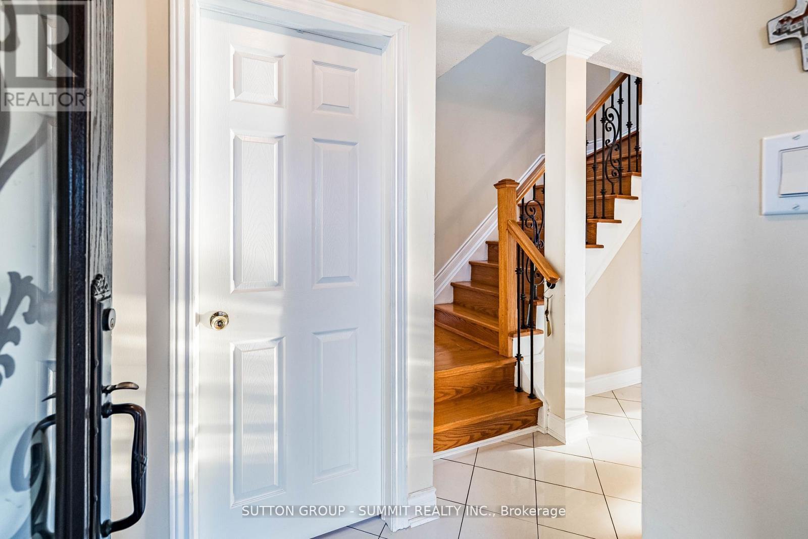 4284 Sawmill Valley Drive, Mississauga, ON - Indoor Photo Showing Other Room