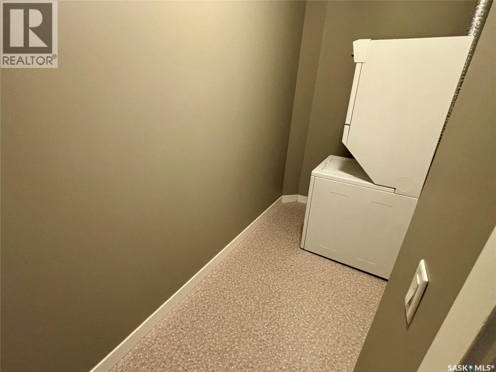 103 706 Hart Road, Saskatoon, SK - Indoor Photo Showing Other Room