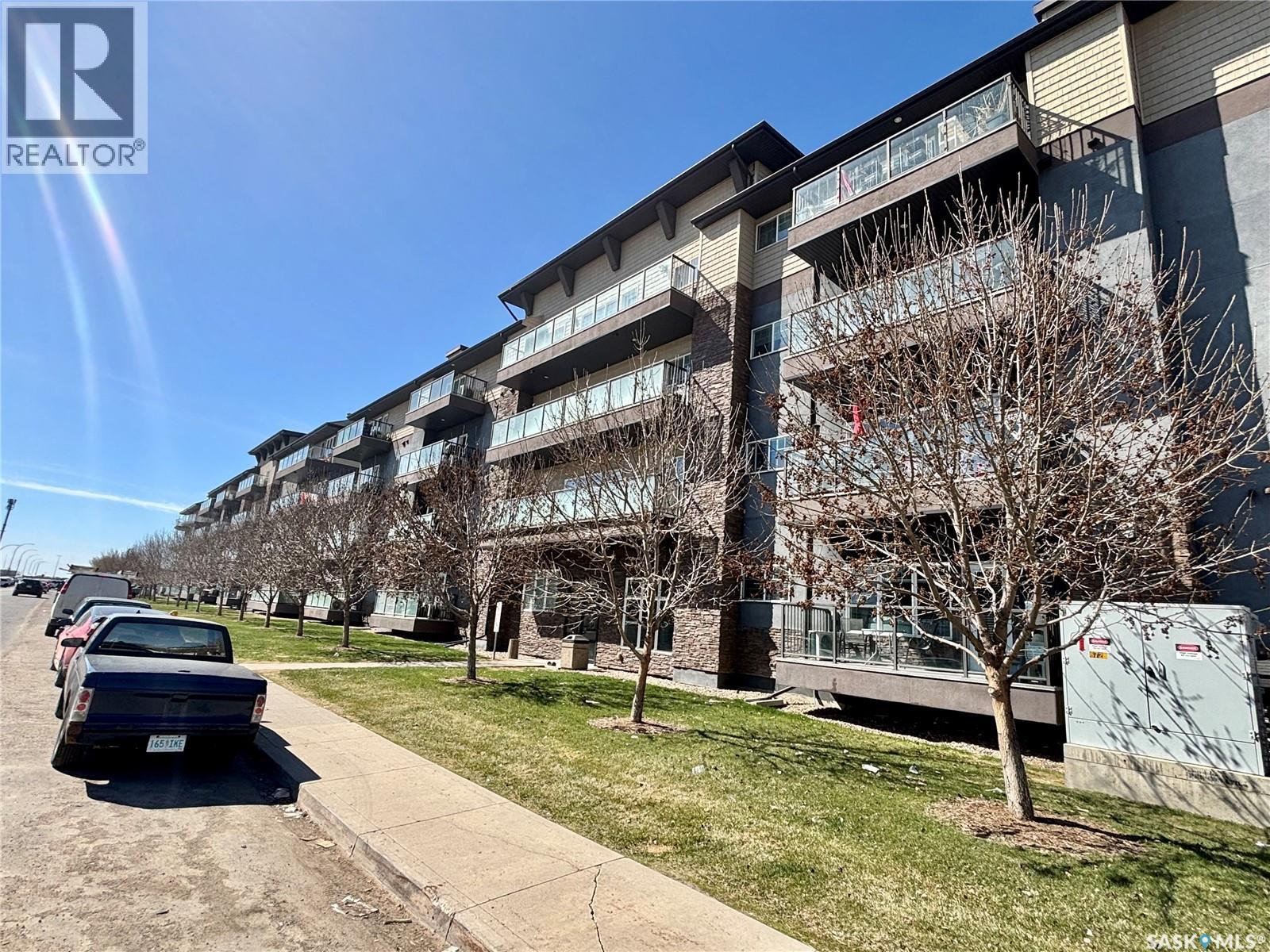 103 706 Hart Road, Saskatoon, SK - Outdoor