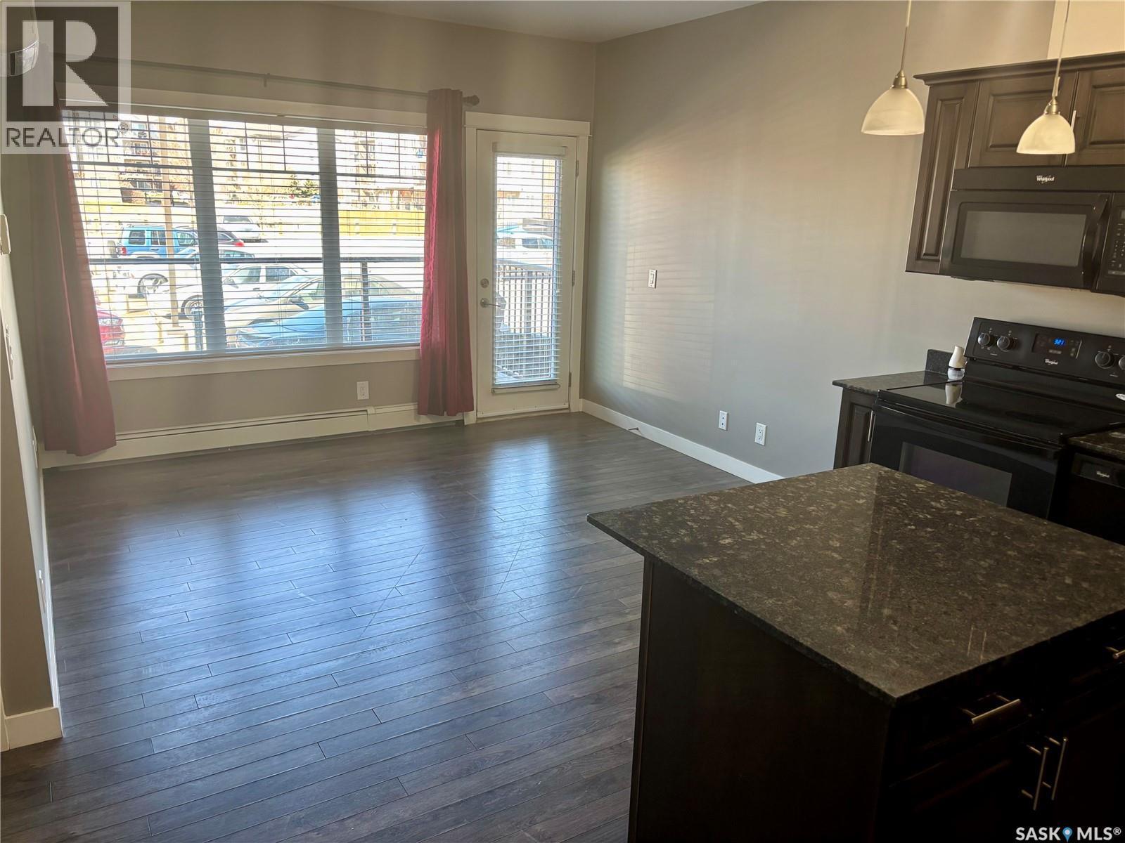 103 706 Hart Road, Saskatoon, SK - Indoor Photo Showing Other Room