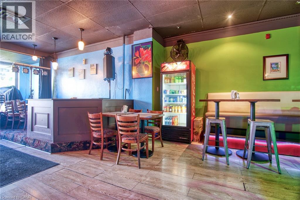 660 King Street E, Cambridge, ON