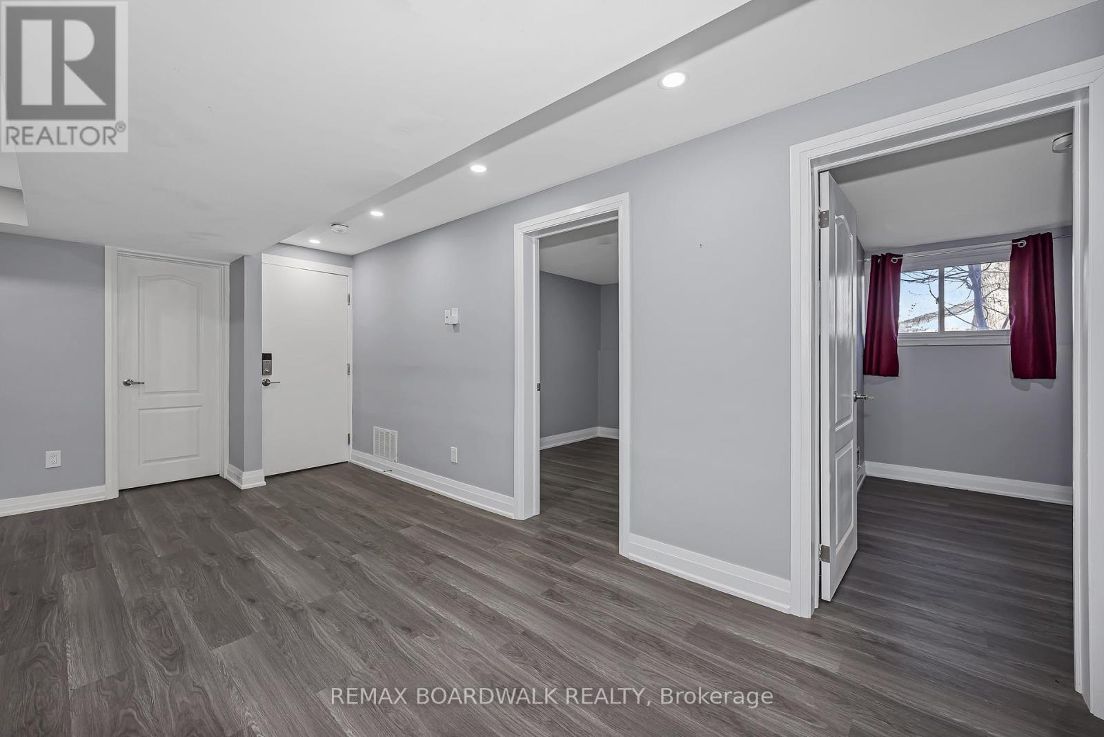 956 Garwood Avenue, Ottawa, ON - Indoor Photo Showing Other Room