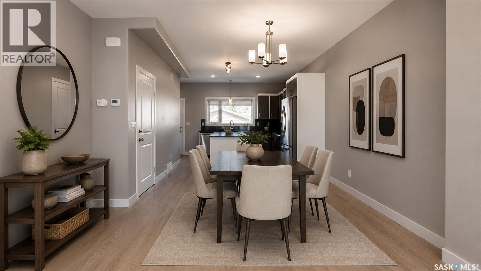 2212 St Patrick Avenue, Saskatoon, SK - Indoor Photo Showing Dining Room