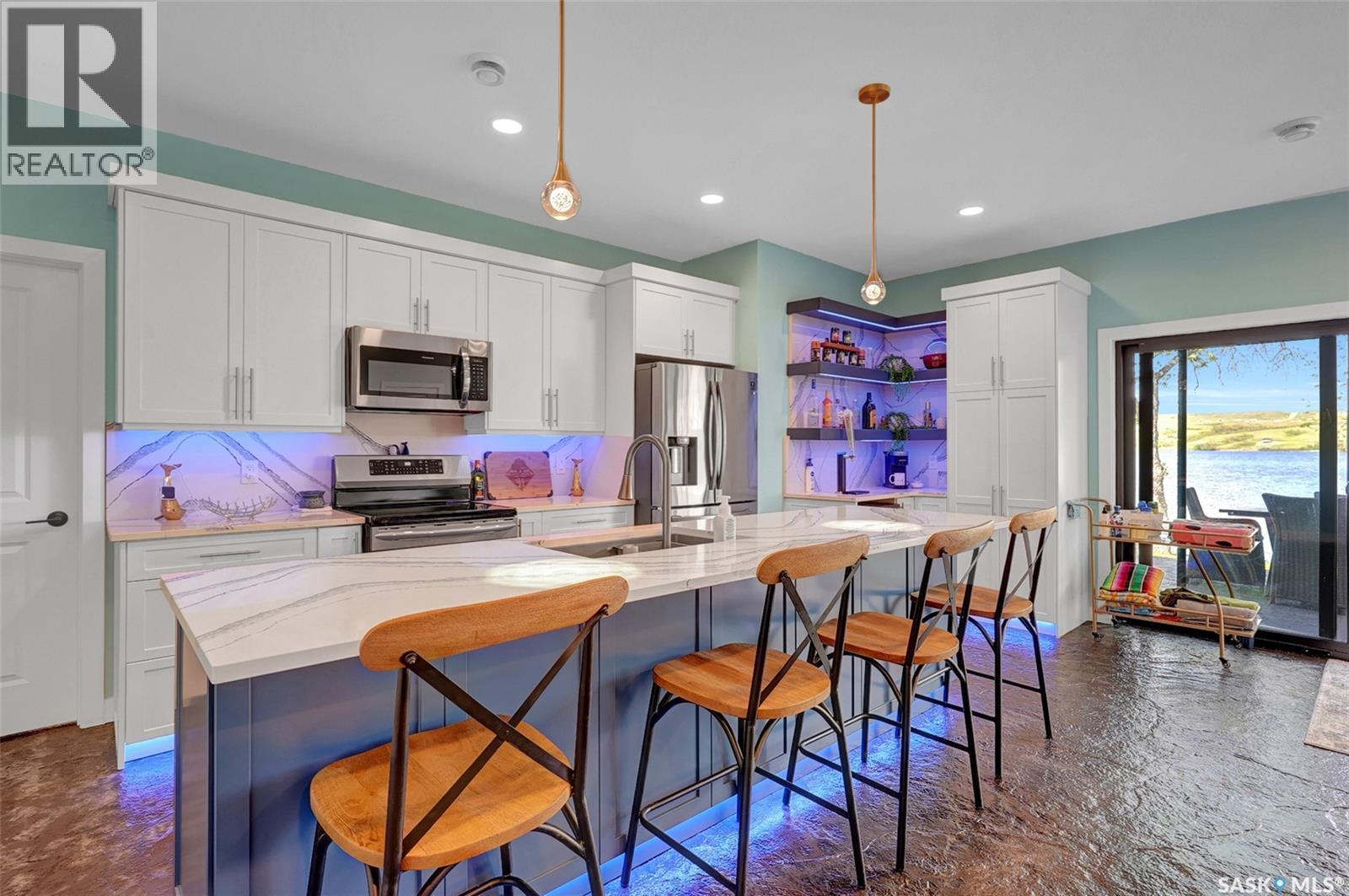 1202 Tatanka Drive, Sun Valley, SK - Indoor Photo Showing Kitchen