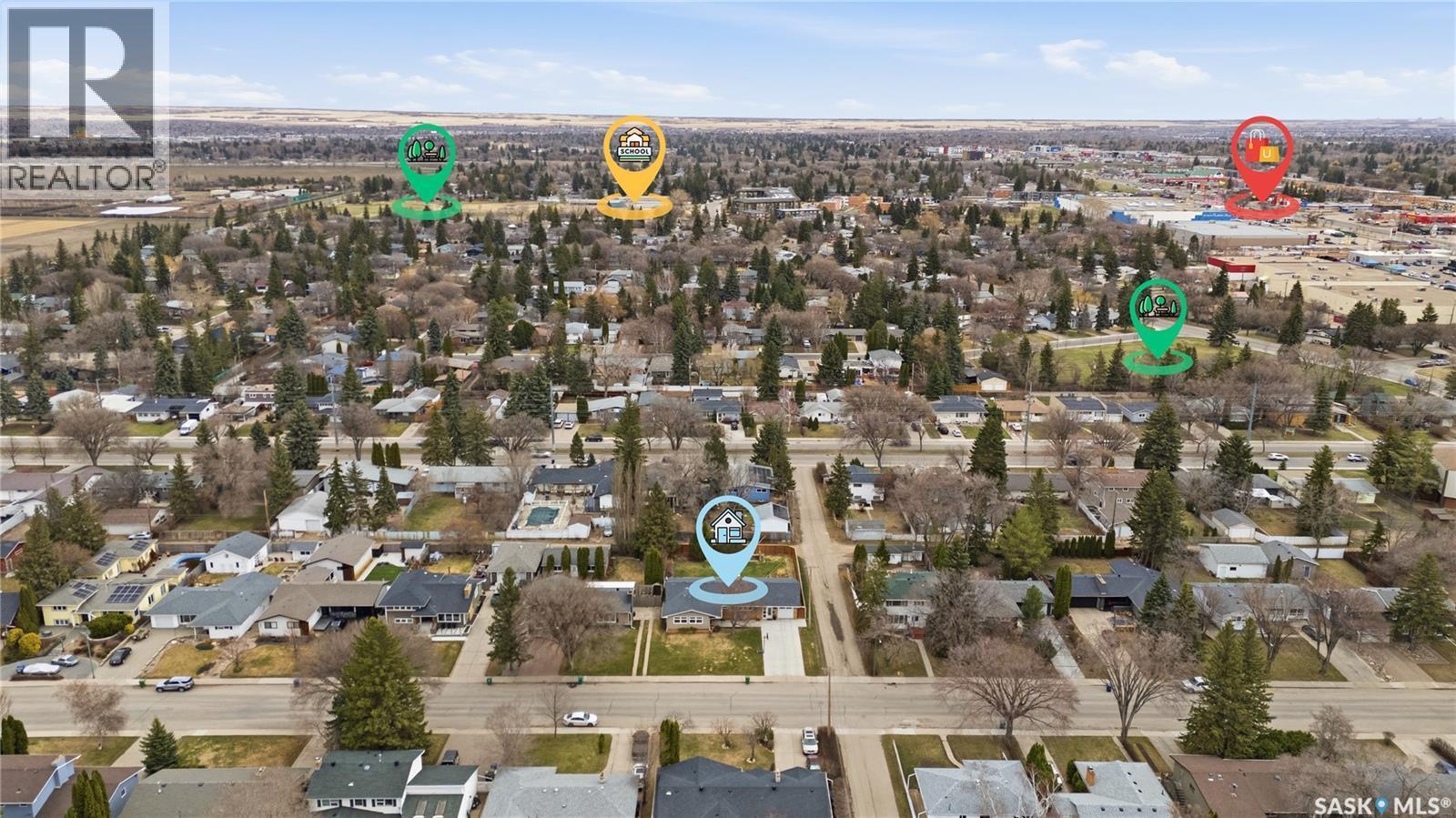 425 Bate Crescent, Saskatoon, SK - Outdoor With View