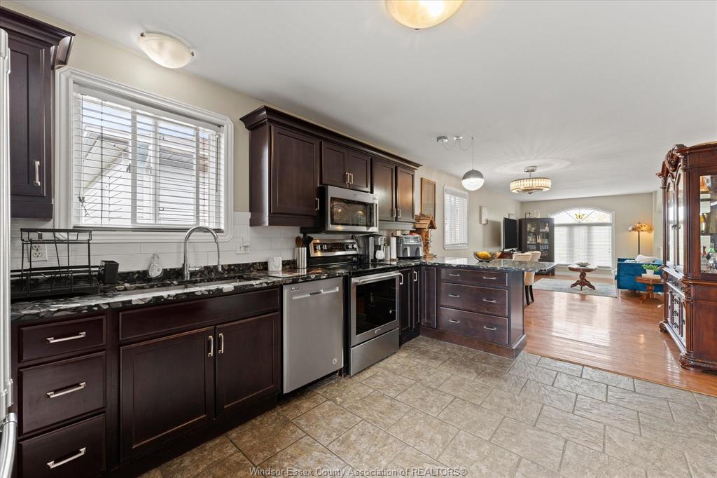 4883 Whitefish, Windsor, ON