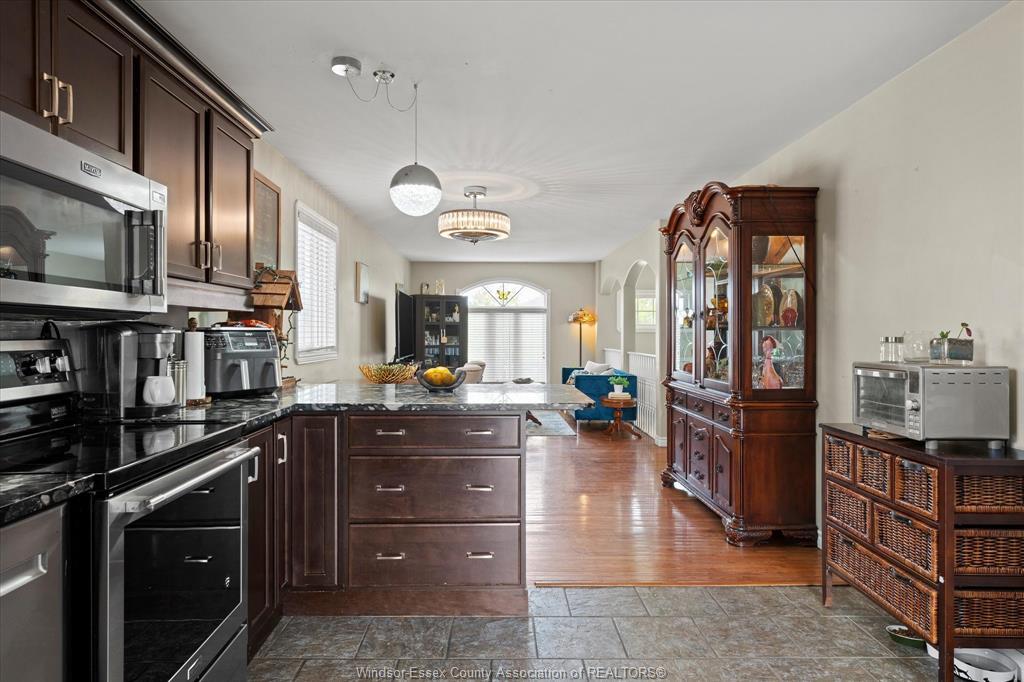 4883 Whitefish, Windsor, ON