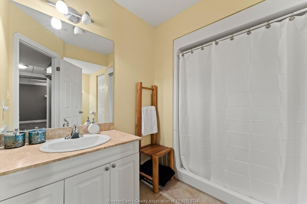 4883 Whitefish, Windsor, ON