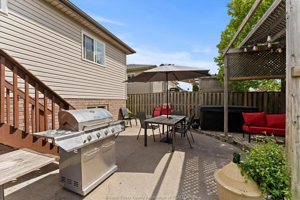 4883 Whitefish, Windsor, ON