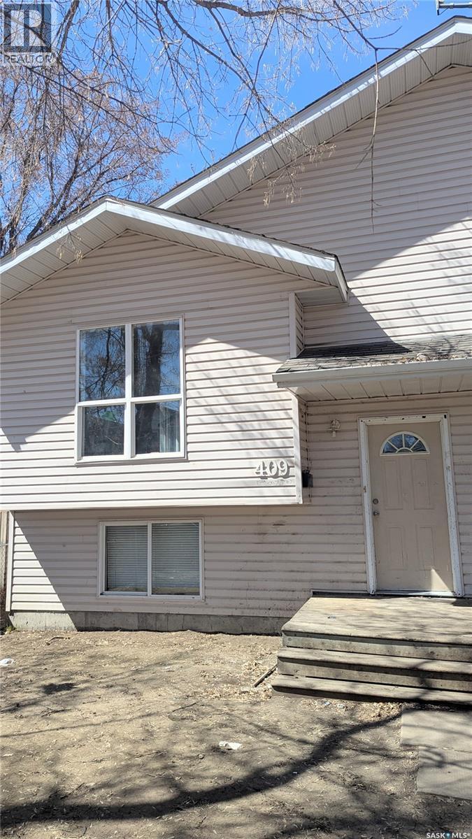 409 U Avenue S, Saskatoon, SK - Outdoor With Exterior