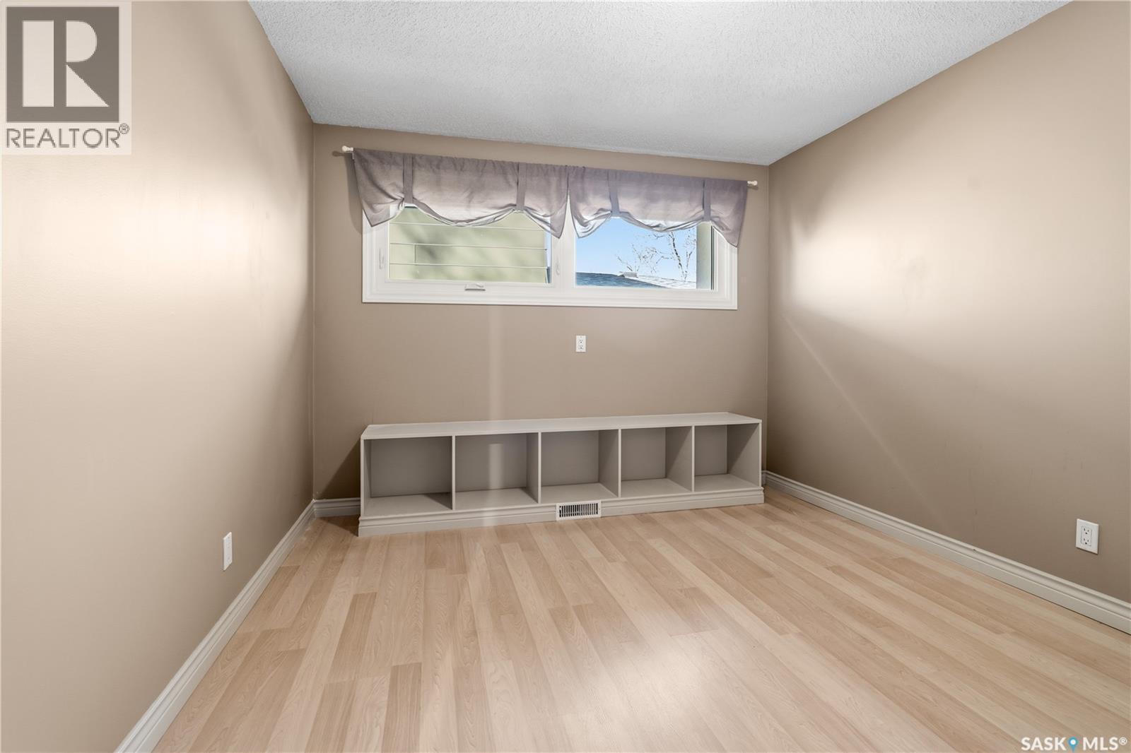 6 Selkirk Crescent, Regina, SK - Indoor Photo Showing Other Room