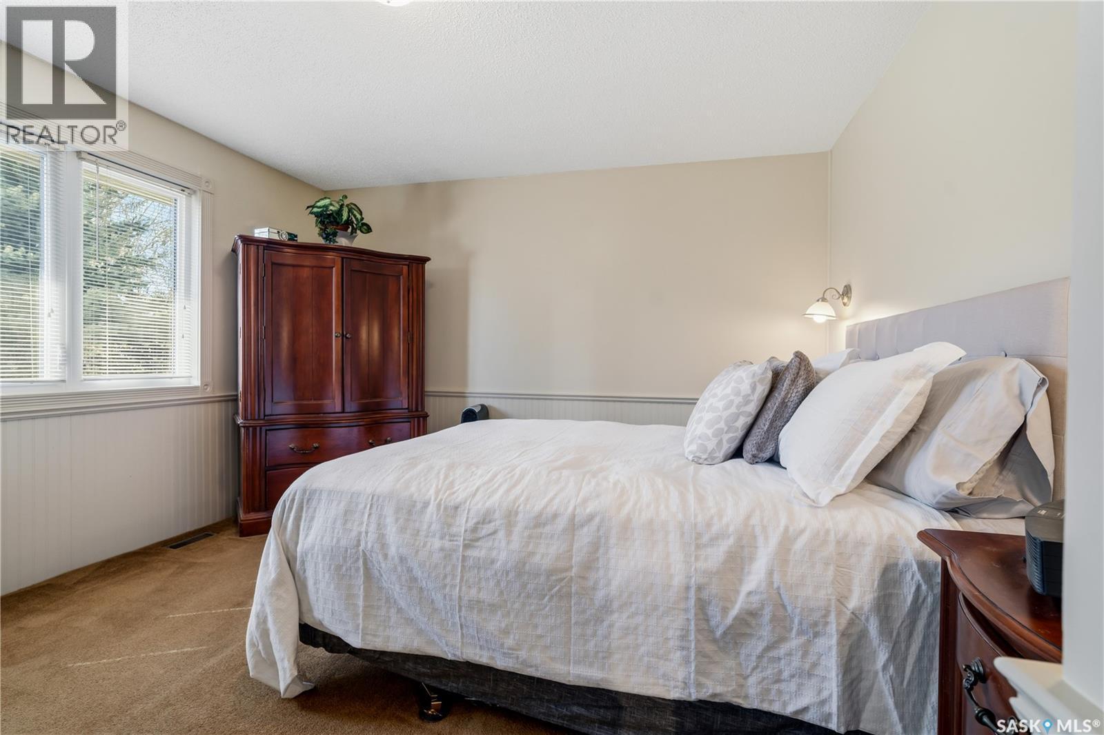 6 Selkirk Crescent, Regina, SK - Indoor Photo Showing Bedroom